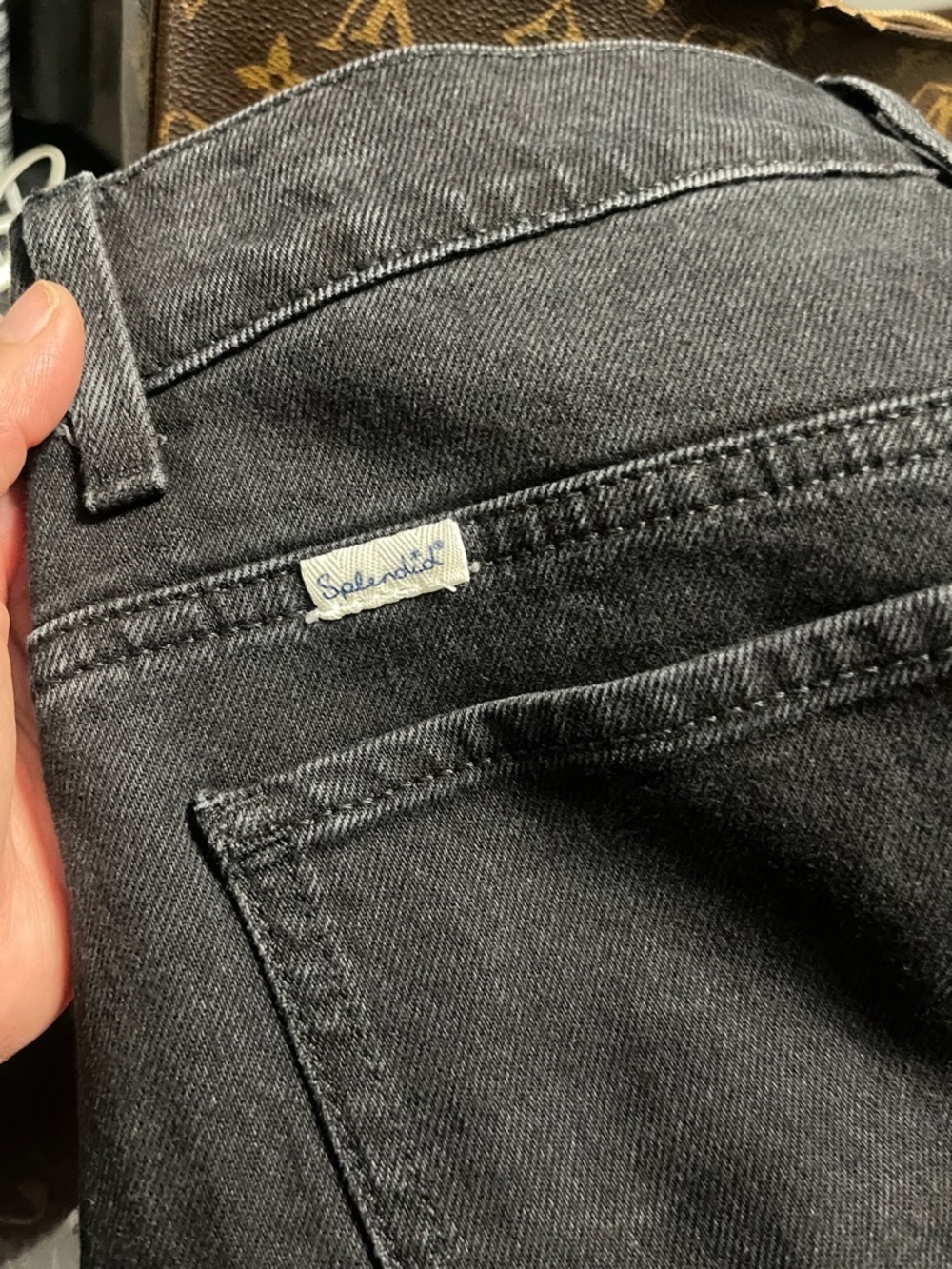 Splendid Black Rinse Carson Barrel Leg Jean Tapered Women's Size 24 Raw Hem NWT - Picture 8 of 9